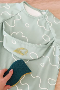 Bavoir A Manches Evolutif 2 En 1 Sage Green*BÉABA Sale