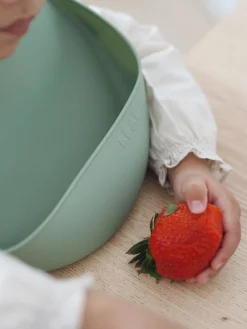 Bavoir Silicone Sage Green*BÉABA Clearance